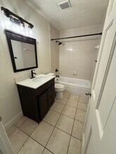 15718 Morgan St, Unit B in Clearwater, FL - Building Photo - Building Photo
