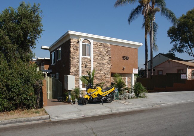 5310 Rex Ave in San Diego, CA - Foto de edificio - Building Photo