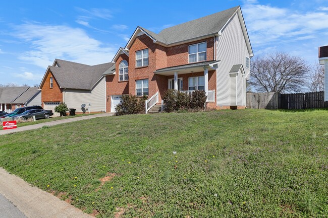 1213 Channelview Dr in Clarksville, TN - Building Photo - Building Photo