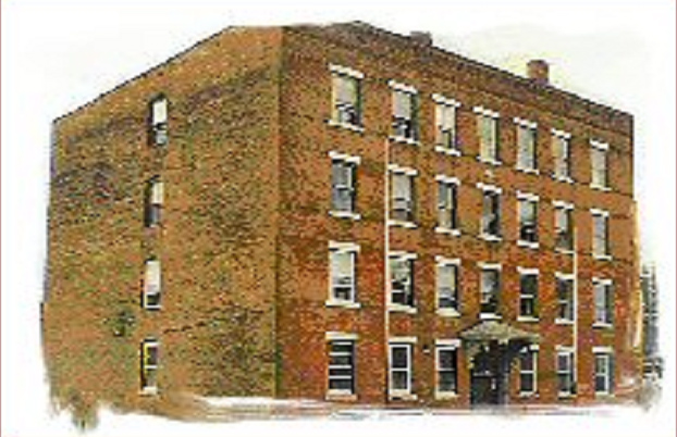 556 S Bridge St in Holyoke, MA - Foto de edificio - Building Photo