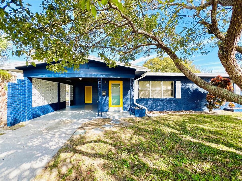 501 Ave G SE in Winter Haven, FL - Building Photo