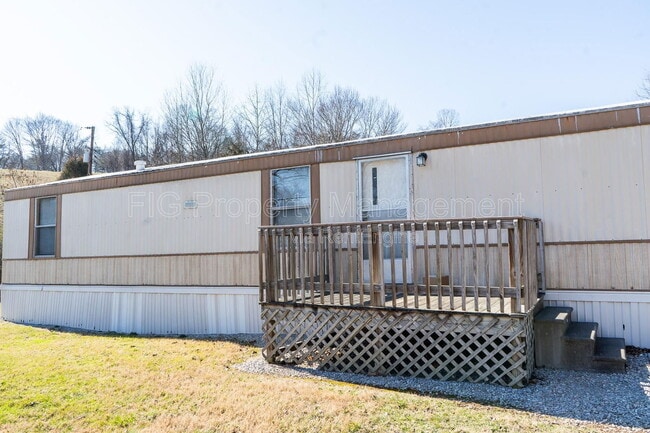 property at 805 Hillvale Rd