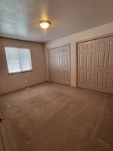 2325 S Garland St in Nampa, ID - Foto de edificio - Building Photo