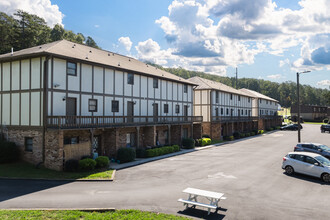 Guest House in Rome, GA - Building Photo - Building Photo