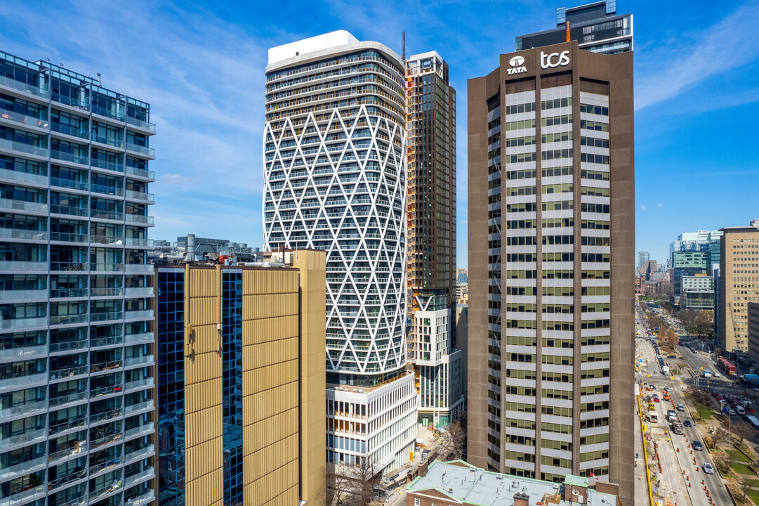 Artists' Alley in Toronto, ON - Building Photo