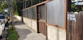 939 Palms Blvd, Unit 4 in Venice, CA - Building Photo