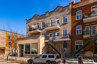1982-1996 Laurier Av E in Montréal, QC - Building Photo