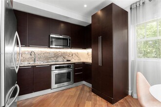 927 Euclid Ave in Miami Beach, FL - Building Photo - Building Photo