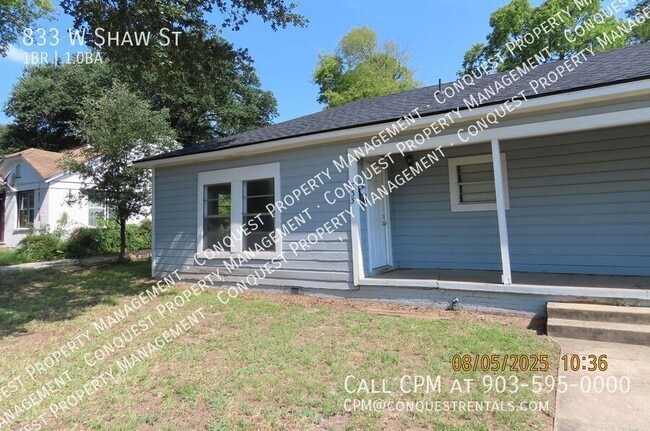 property at 833 W Shaw St