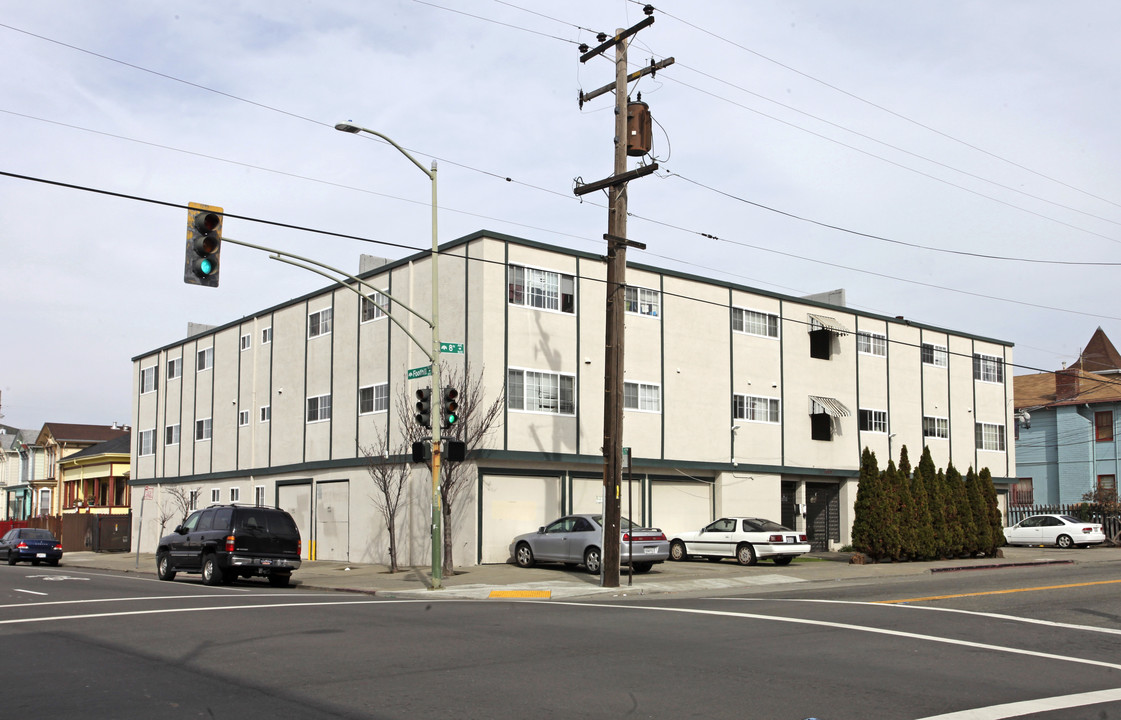 1605 8th Ave in Oakland, CA - Foto de edificio