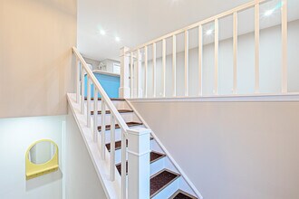 9705 Locust Hill Dr in Great Falls, VA - Building Photo - Building Photo