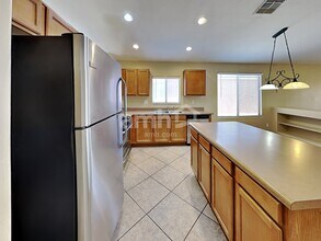 4661 S Paseo Rio Bravo in Tucson, AZ - Building Photo - Building Photo