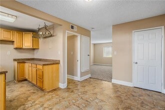 2255 Cahuilla St in Colton, CA - Building Photo - Building Photo