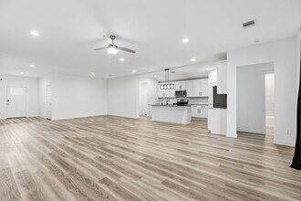 31514 Avebury Lake Ln in Fulshear, TX - Foto de edificio - Building Photo