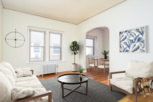 2222 Harriet Ave S in Minneapolis, MN - Building Photo