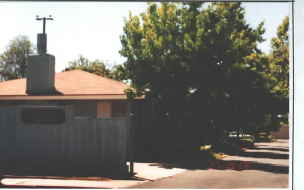 Windsor Apartments in Costa Mesa, CA - Building Photo