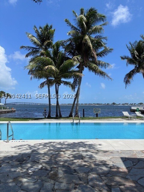 property at 2025 Brickell Ave