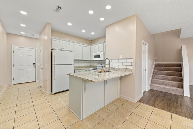 33 Courtyard Way in Enterprise, AL - Building Photo - Building Photo