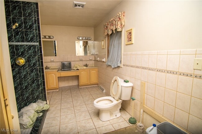 3465 Pennsylvania Ave in Weirton, WV - Foto de edificio - Building Photo