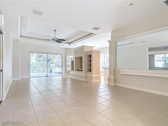9190 Troon Lakes Dr in Naples, FL - Foto de edificio - Building Photo