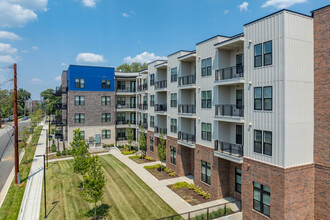 Cherry Oak Apartments in Nashville, TN - Foto de edificio - Building Photo