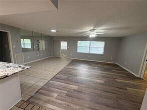 1730 N County Rd 19A in Eustis, FL - Building Photo - Building Photo