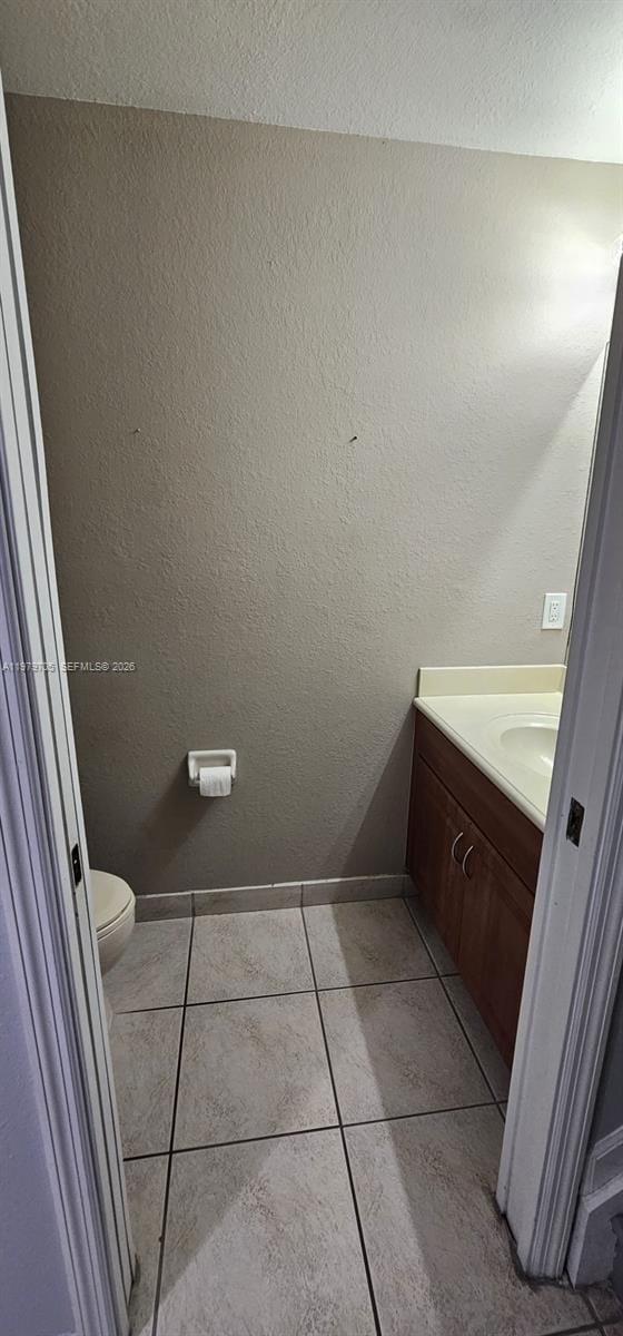 11002 NW 83rd St in Doral, FL - Building Photo - Building Photo