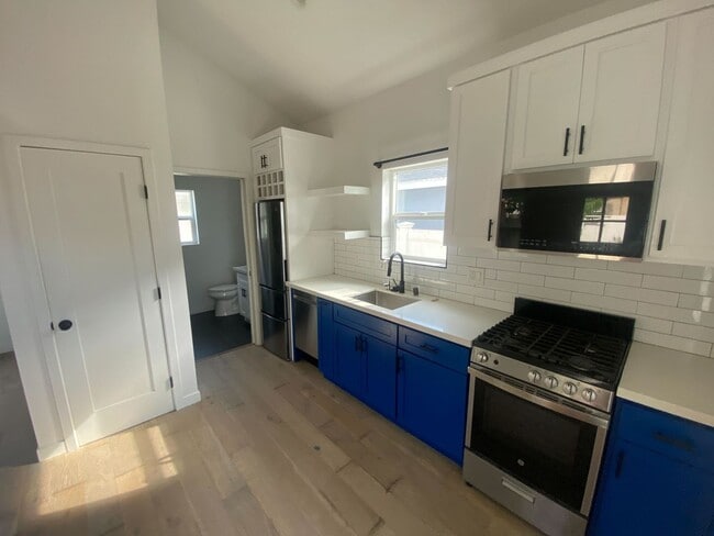 2248 Elmgrove St in Los Angeles, CA - Building Photo - Building Photo