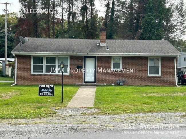 property at 3202 Fleetwood Ave SW