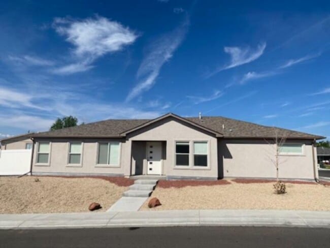 property at 2913 Bookcliff Ave