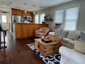 29 Wisconsin St in Long Beach, NY - Building Photo - Building Photo