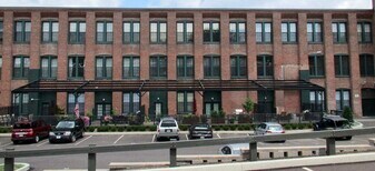 200 Lincoln Ave, Unit 329 in Phoenixville, PA - Building Photo