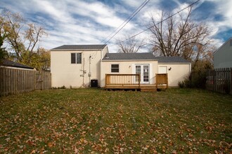 8025 E 36th St in Indianapolis, IN - Building Photo - Building Photo