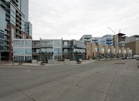 Glass House Condominiums in Denver, CO - Foto de edificio - Building Photo