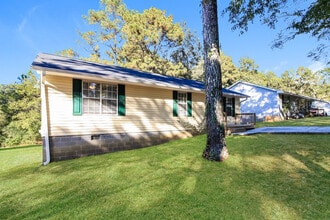 1480 California Ave in Conley, GA - Foto de edificio - Building Photo