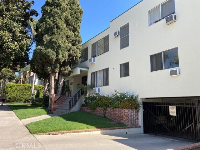 1234 Laurel Ave-Unit -9 in West Hollywood, CA - Foto de edificio