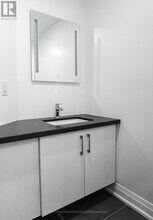 1 Jarvis St in Toronto, ON - Building Photo - Building Photo