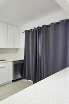 6150 W 24th Ct in Hialeah Gardens, FL - Building Photo