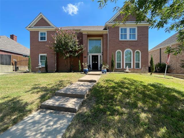 8117 Sunscape Ln S in Fort Worth, TX - Building Photo