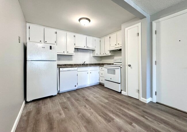 property at 1 Old Colony Ln