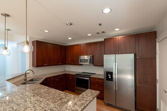618 N Boylan Ave in Raleigh, NC - Foto de edificio - Interior Photo