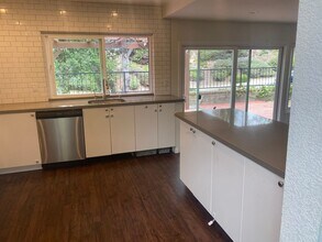 5307 Maple View Cir in Camarillo, CA - Building Photo - Building Photo