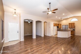 44629 W Santa Fe St in Maricopa, AZ - Building Photo - Building Photo