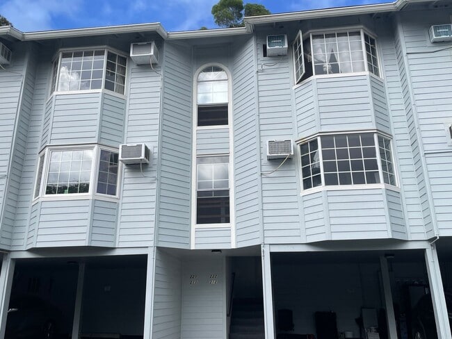 property at 44-108-108 Ikeanani Dr