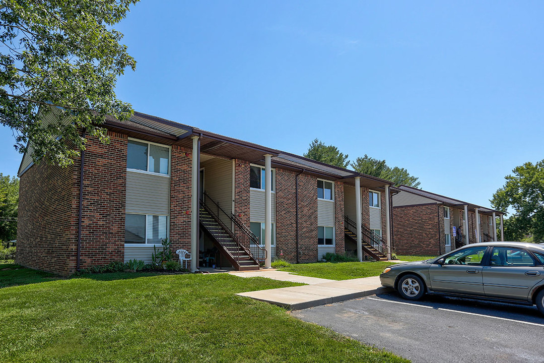 Country Place-Scottsville in Scottsville, KY - Building Photo