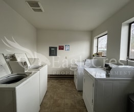 17/19 S. Roosevelt, Unit 19G in Walla Walla, WA - Foto de edificio - Building Photo