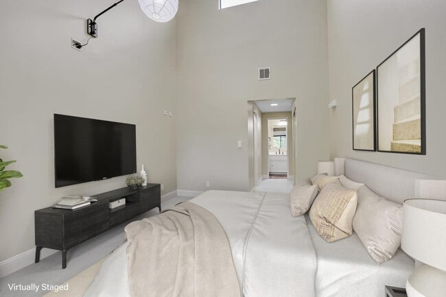 4691 Albany Cir, Unit 137 in San Jose, CA - Building Photo - Building Photo