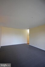 7900 Coriander Dr in Gaithersburg, MD - Building Photo - Building Photo