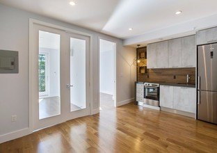 336-338 Lincoln Rd in Brooklyn, NY - Building Photo - Interior Photo