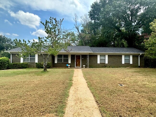 property at 1204 Blueridge Pky